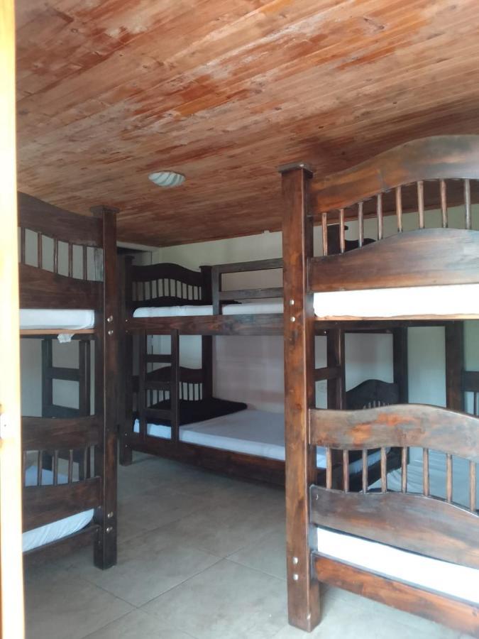 Hostal Hilltop سالنتو المظهر الخارجي الصورة